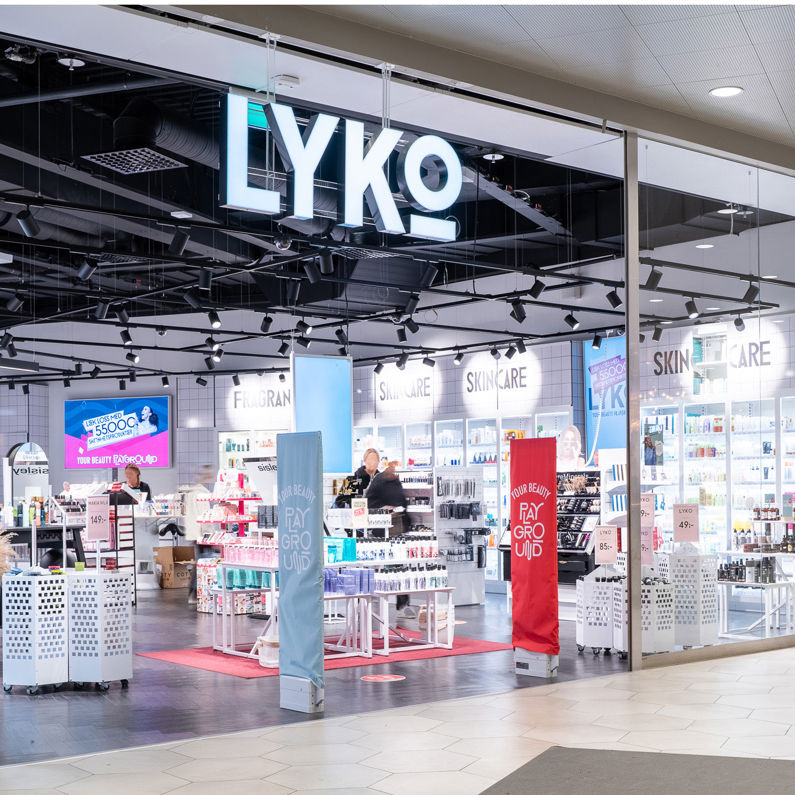 Femman välkomnar Lyko