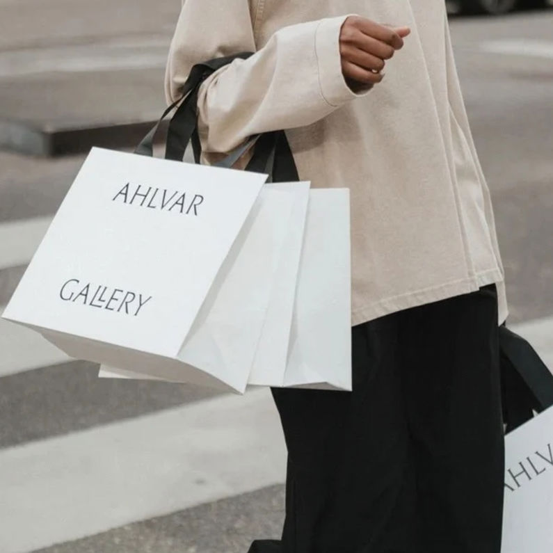 Ahlvar Gallery